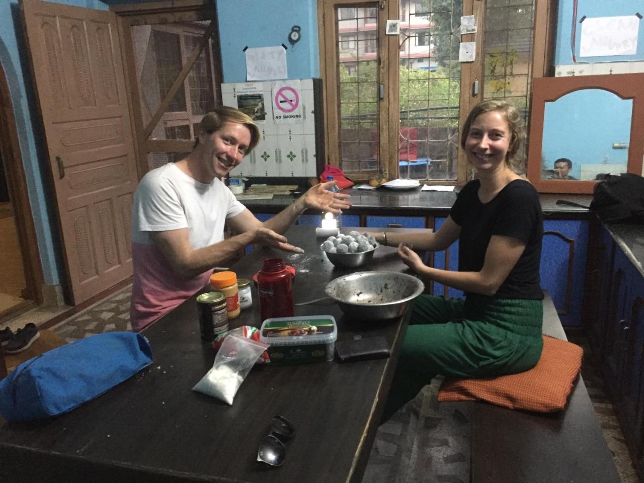 Nepalaya Eco Hostel Pokhara Eksteriør billede