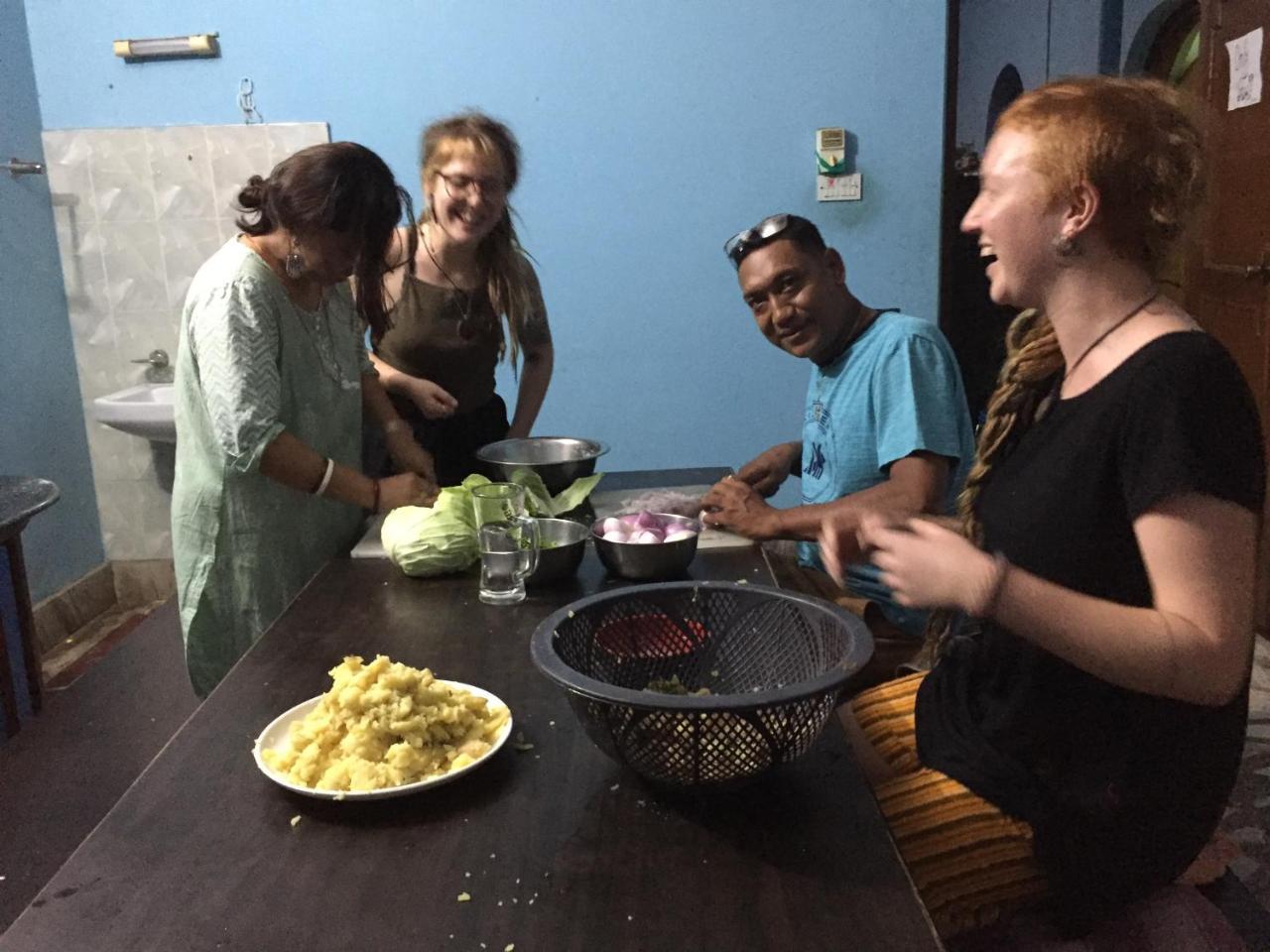 Nepalaya Eco Hostel Pokhara Eksteriør billede